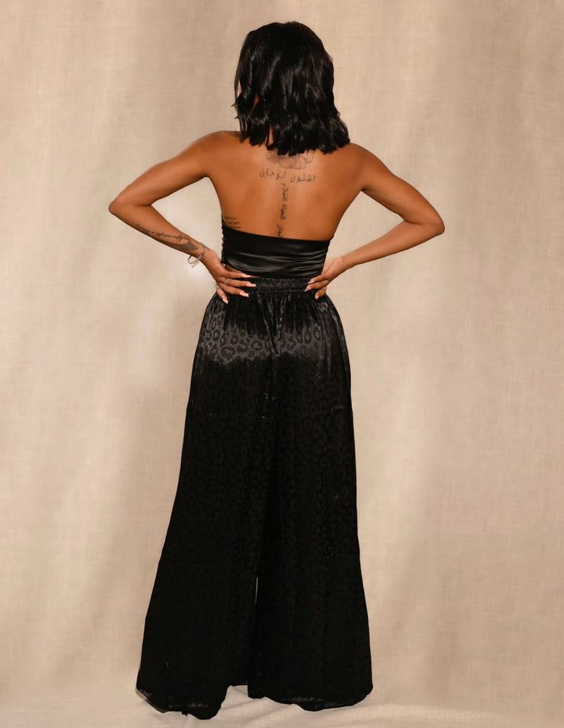 Feeling Sassy Pants-Black